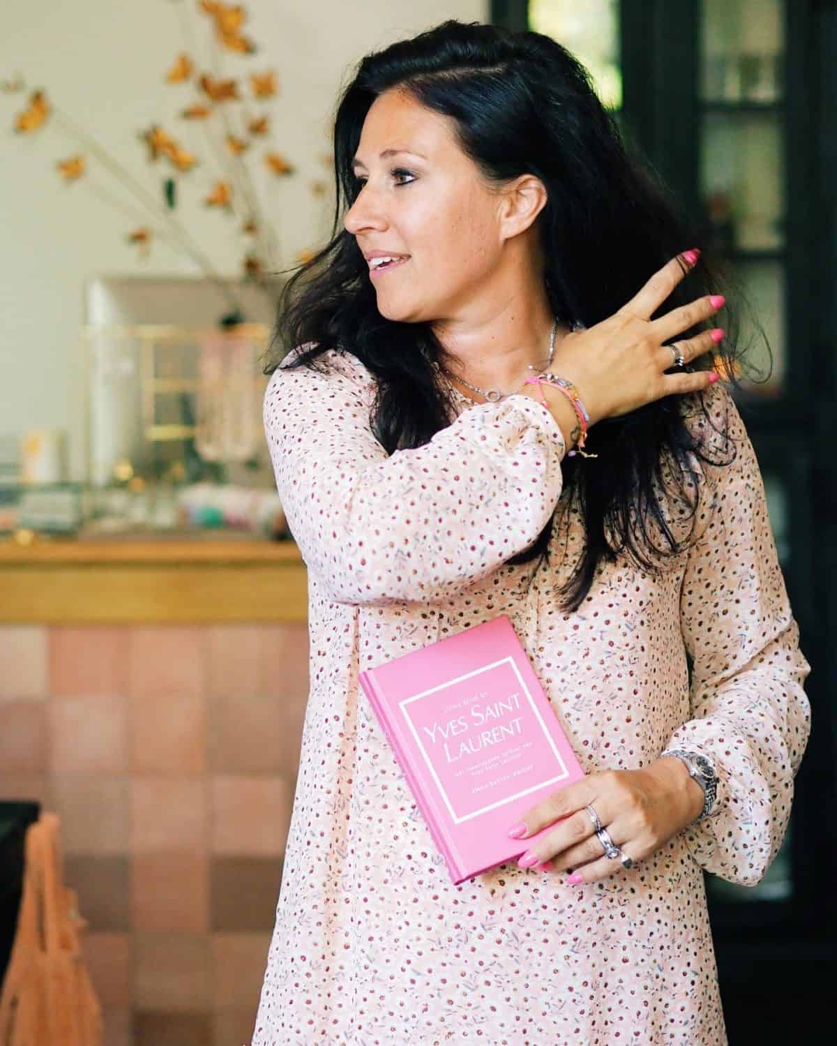 lil-bobs-mrsbobs-coffeetable-book-pink-yvessaintlaurent-