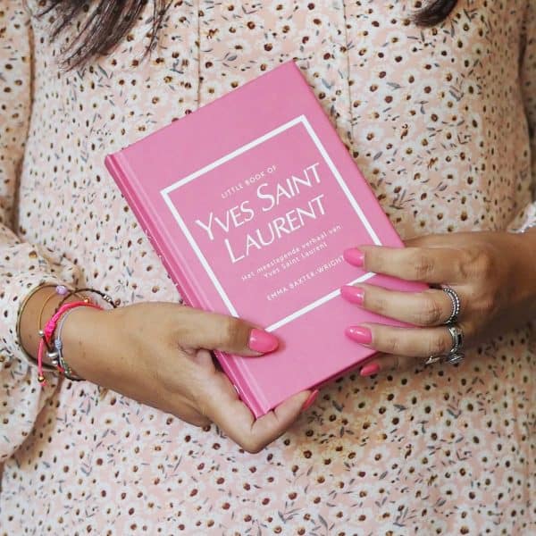 lilbobs-mrsbobs-coffeetablebook-pink-roze