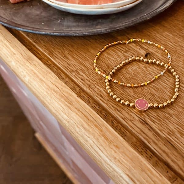 lilbobs.nl-lilbobs-kinderarmband-goud-smiley-elastiek