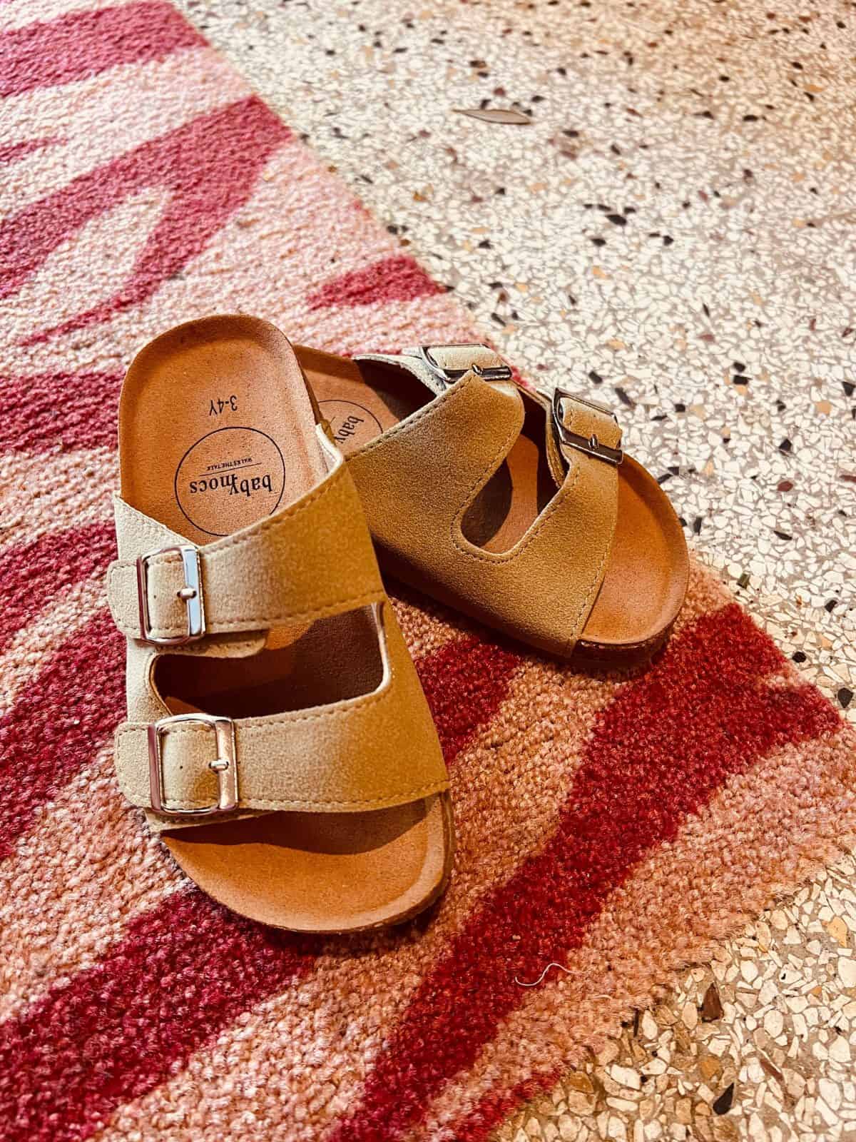 lilbobs.nl-beige-sandalen-zomer-schoenen-babymocs