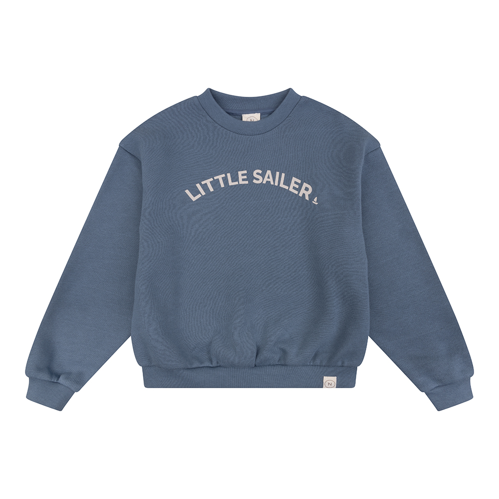 BOYS-Oversized-sweater-little-sailer-ijsblue-4S3A4012.jpg